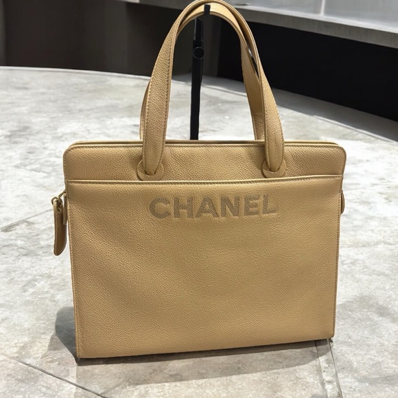 Vintage Caramel Caviar CHANEL Tote - Picture 12 of 13